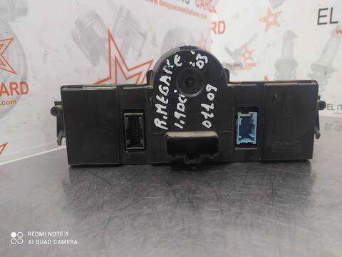 Foto 2ª: Mando Climatizador Renault Megane CONFORT DYNAMIQUE BERLINA 120CV 88KW II CLASSIC BERLINA (2004)