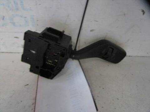 Foto 2ª: Mando Multifuncion Ford Focus 1.6 100CV 74KW [SHDA] (2008)