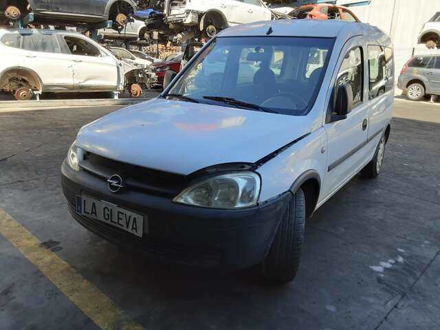 Mangueta Delantera Izquierda Opel Combo 1.3 CDTI 75CV 0CV
