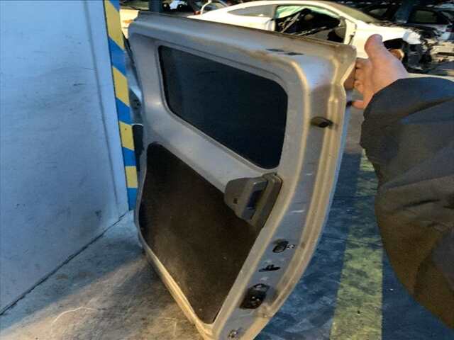 Foto 2ª: Puerta Lateral Corredera Izquierda Nissan NV200 1.5 DCI 85-88-90CV [K9K 400] (2011)