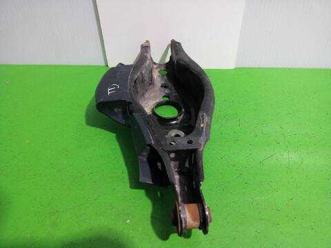 Foto 2ª: Brazo Suspension Trasero Derecho Toyota Auris HYBRID FEEL EDITION 136CV (2013)