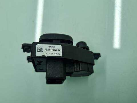 Foto 2ª: Mando Retrovisor Ford Ranger DOPPELKABINE 4X4 WILDTRAK 200CV 147KW [SAFA] (2016)
