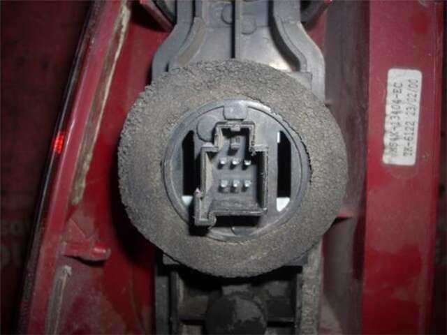 Foto 3ª: Piloto Trasero Derecho Ford Focus 1.8 TDCI [F9DA]