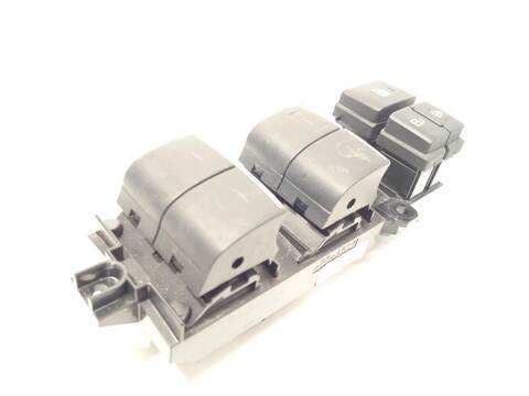 Botonera Elevalunas Toyota Rav4 2.5 HYBRID AWD AXAP54) 306CV 225KW