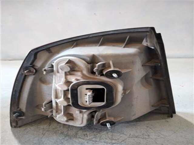 Foto 2ª: Piloto Trasero Derecho Opel Astra 1.7 CLUB [1.7 LTR. - 55 KW 16V DTI CAT (Y 17 DT - LR6)] [Z17DTL]