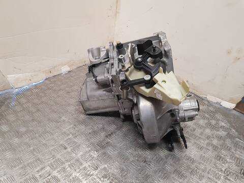 Foto 3ª: Caja Cambios Peugeot 208 ALLURE 101CV 74KW [HN05] (2020)