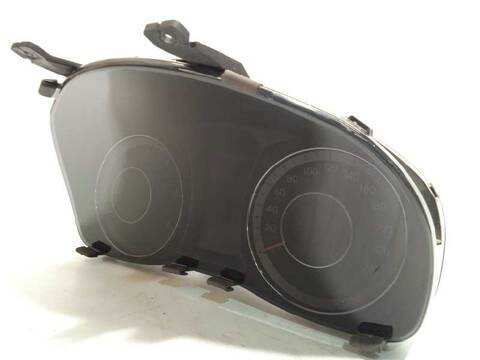 Foto 2ª: Cuadro de Instrumentos Hyundai i40 STYLE 141CV 104KW [D4FD] (2015)
