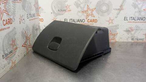 Foto 4ª: Guantera Dacia Lodgy LAUREATE 115CV 85KW [H5FC4] (2015)