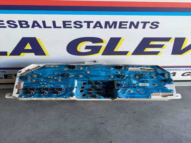 Foto 2ª: Cuadro de Instrumentos Mitsubishi Montero 2.8 TD125CV 0CV [4M40] (1999)