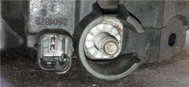 Foto 3ª: Alternador Peugeot 407 1.6 BUSINESS LINE [1.6 LTR. - 80 KW HDI FAP CAT (9HZ - DV6TED4)] [9HY]