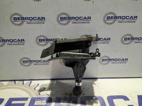 Foto 2ª: Palanca de Cambio Mazda 3 1.6 16V CAT BERLINA 105CV 77KW [Z6] (2005)