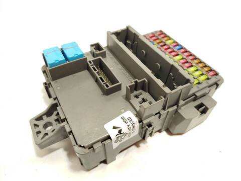 Foto 2ª: Caja Reles Fusibles Honda Crv 2.0 E-CVT HYBRID AWD RT6) 145CV 107KW V RW_ RT_) [LFB1] (2021)