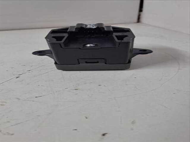 Foto 2ª: Botonera Elevalunas Land Rover Range 204DTD (2018)