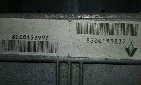 Foto 2ª: Centralita Motor ECU Renault Laguna 1.8 CAT 120CV 88KW [F4PC7] (2001)