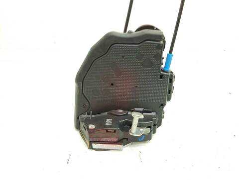 Cerradura Puerta Trasera Derecha Toyota Auris HYBRID ACTIVE 99CV 73KW