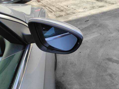 Retrovisor Derecho Volkswagen Passat CFFB BERLINA