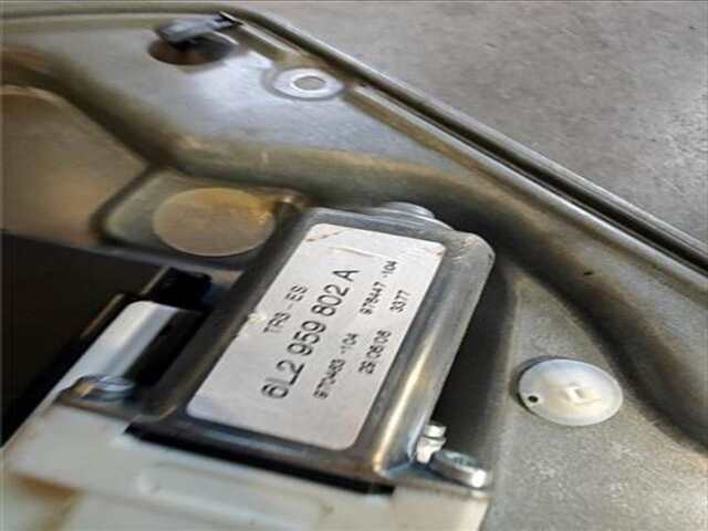 Foto 2ª: Elevalunas Eléctrico Delantero Izquierdo Seat Ibiza 1.9 HIT [1.9 LTR. - 74 KW TDI] [AXR]