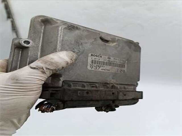 Foto 3ª: Centralita Motor ECU Alfa Romeo 147 1.9 JTD 8V IMPRESSION [1.9 LTR. - 74 KW JTD CAT]