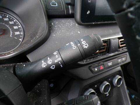 Foto 2ª: Mando Luces Dacia Sandero H4DF4 (2024)