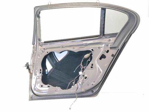 Foto 3ª: Puerta Trasera Derecha Bmw Serie 7 720 740 D LD XDRIVE (2015)