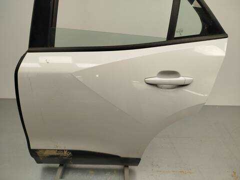 Foto 4ª: Puerta Trasera Izquierda Peugeot 2008 1.5 BLUEHDI 110 UDYHSK) 110CV 81KW [YHS (DV5RCE)] (2021)