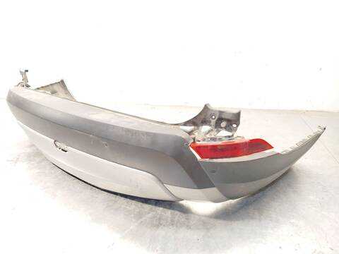 Foto 4ª: Paragolpes Trasero Land Rover Discovery 2.0 SD4 4X4 241CV 177KW [204DTA] (2017)