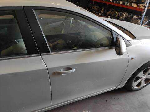 Puerta Delantera Derecha Chevrolet Cruze Z20S1
