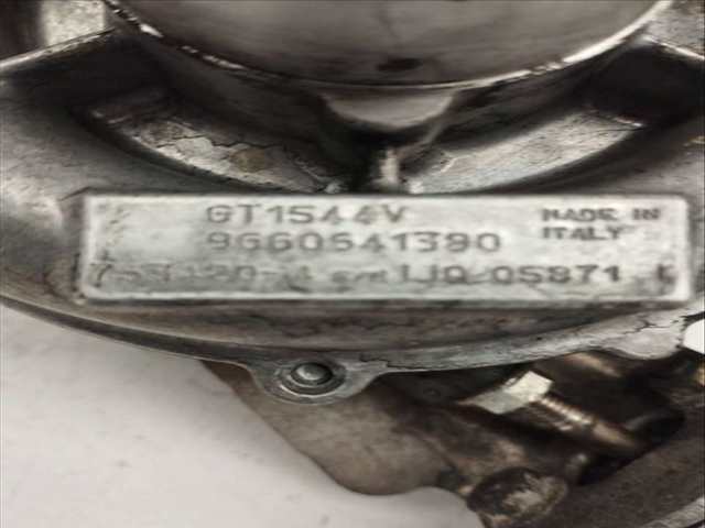 Foto 3ª: Turbocompresor Citroen C5 LX E) BERLINA 109CV 80KW [9HY] (2006)