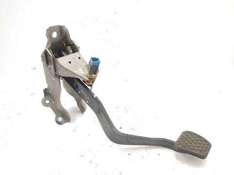 Pedal Freno Nissan Patrol 3.0 DTI 160CV 118KW