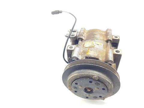 Foto 2ª: Compresor Aire Acondicionado Mitsubishi Galloper 2.5 TDI EXCEED CONFORT 3-PTAS.) (1998)