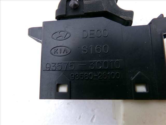 Foto 3ª: Botonera Elevalunas Hyundai Santa Fe 2.0 CRDI 2001-2006 [D4EAV] (2005)