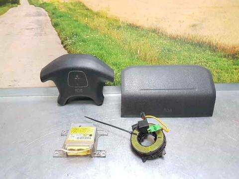 Kit Airbag Mitsubishi Montero 1800 MPI 5-PTAS.) 114CV 84KW