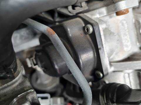 Foto 2ª: Valvula EGR Audi A4 2.0 TDI 125KW) 170CV [CAH] (2011)