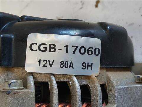 Foto 3ª: Alternador Toyota Hilux 2.4 DOBLE CABINA DLX 4X4 150CV 110KW [2GD-FTV] (2017)