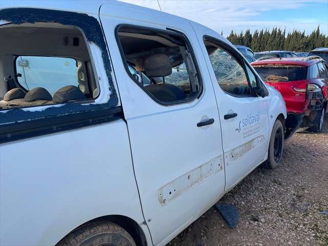 Foto 2ª: Puerta Lateral Corredera Derecha Peugeot Partner 1.6 HDI 100cv [BH02] (2015)