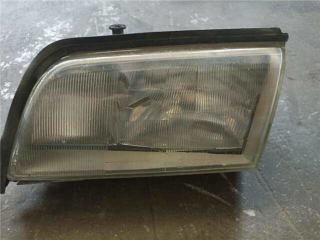 Faro Izquierdo Mercedes Clase C 160 2.2 220 DIESEL (202.121) [2.2 LTR. - 70 KW DIESEL CAT]