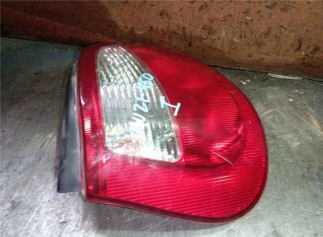 Foto 3ª: Piloto Trasero Izquierdo Renault Megane 1.9 DCI AUTHENTIQUE [1.9 LTR. - 75 KW DCI DIESEL CAT] I FASE 2 BERLINA (BA0)(1999-_) [F9Q]