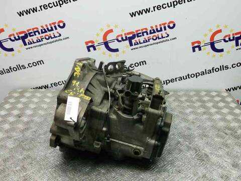 Foto 2ª: Caja Cambios Volkswagen Golf VERSION INDEFINIDA (1991)