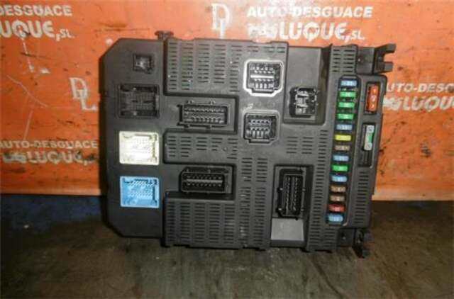 Foto 3ª: Caja Reles Fusibles Peugeot 207 1.4 CONFORT [1.4 LTR. - 70 KW 16V VTI CAT (8FS - EP3)] [8FS (EP3)]