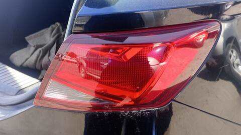 Piloto Trasero Derecho Seat Leon ERENCE 105CV 77KW