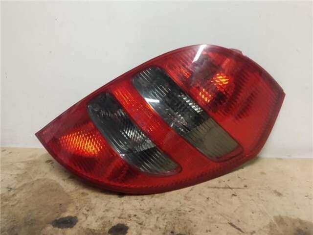Piloto Trasero Derecho Mercedes Clase A 140 2.0 A 200 (169.033) [2.0 LTR. - 100 KW CAT]