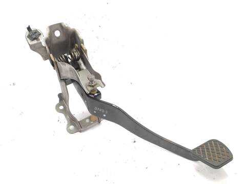 Pedal Embrague Nissan Patrol 3.0 DTI 160CV 118KW
