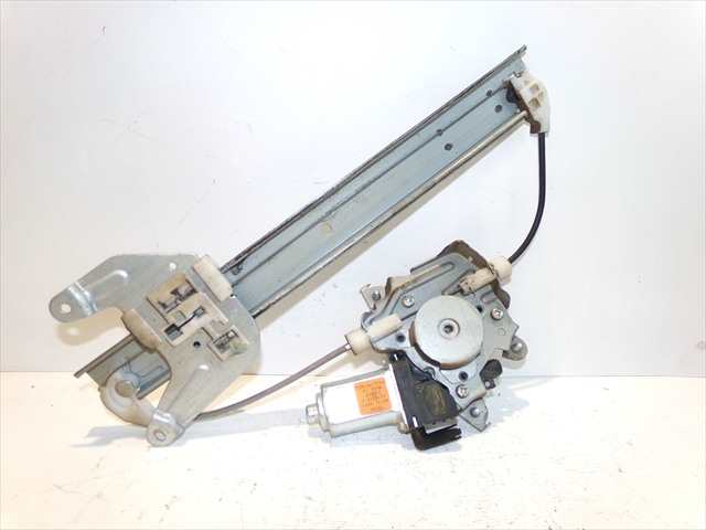 Foto 2ª: Elevalunas Eléctrico Trasero Izquierdo Nissan X-Trail 2.2 DCI 2001-2014 [YD22] (2007)