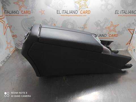Foto 3ª: Consola Central Mercedes Clase C 160 C 220 T CDI BLUETEC 205.204) 170CV 125KW FAMILIAR [651921] (2014)