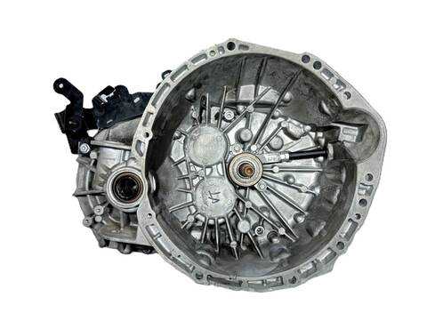 Caja Cambios Renault Trafic COMBI 9 L1H1 2 8T 8/9 PLAZAS) 140CV