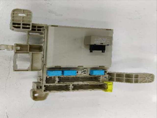 Foto 2ª: Caja Reles Fusibles Toyota Land Cruiser 3.0 TD 163CV AUT. [1KDFTV] (2002)