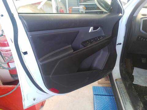 Foto 2ª: Tapizados Cartoneras Kia Sportage BUSINESS 2WD 116CV 85KW [D4FD] (2015)