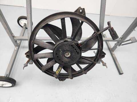 Foto 3ª: Electroventilador Peugeot 5008 PREMIUM 150CV 110KW [RHE] (2010)