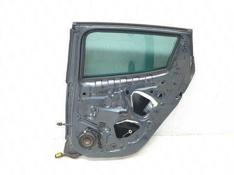 Foto 2ª: Puerta Trasera Derecha Renault Clio LIMITED (2016)