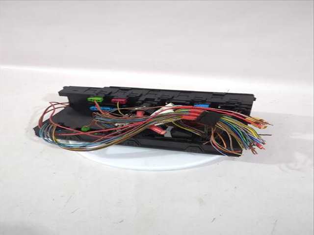 Foto 3ª: Caja Reles Fusibles Mercedes Clase E 180 E 280 CDI 211.020) 190CV [OM 642.920] (2002)